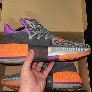 Adidas Dame 3